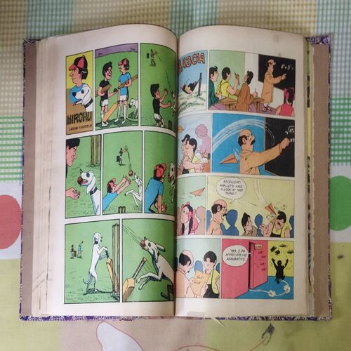 (INDRAJAL COMICS) (10 IN 1 SINGLE BINDING), 1.> THE GREEN-EYED MONSTER(PART-2), 2.>THE GREEN-EYED MONSTER(PART-3), 3.>THE WITCHES COVE, 4.> JALADASYUON KE JAAL MEIN (LANGUAGE-HINDI), 5.> VAHASHI SHAHJADA(LANGUAGE-HINDI), 6.> GHAGHAKATE SITAARE(LANGUAGE-HINDI), 7.> THE TREASURE TRAIL, 8.> BRUSH WITH DEATH, 9.> THE GAME OF TREACHERY, 10.> BEYOND THE BOILING RIVER